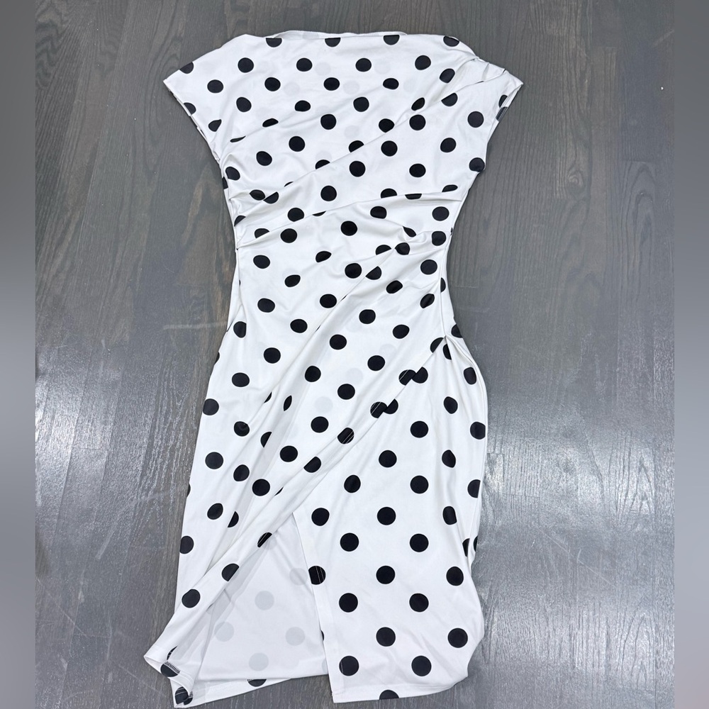 Polka Dot Sheath Dress - Black & White - Picture 5 of 7